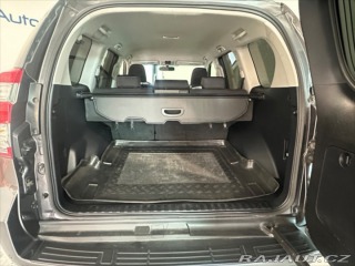 Toyota Land Cruiser 3,0 D-4D 150 SERVISNÍ KNI 2015