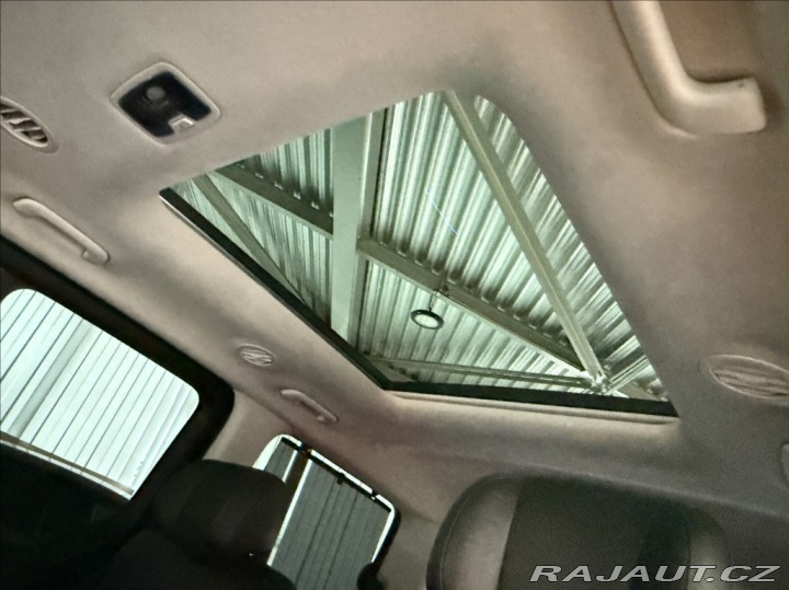 Hyundai Staria 2,2 CRDI LUXURY PANORAMA 2021