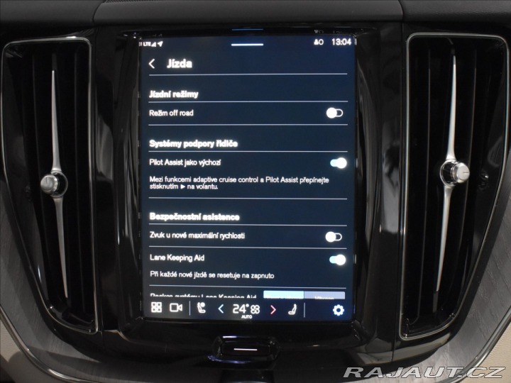 Volvo XC60 2,0 B5 AWD Plus Vzduch,ve 2024