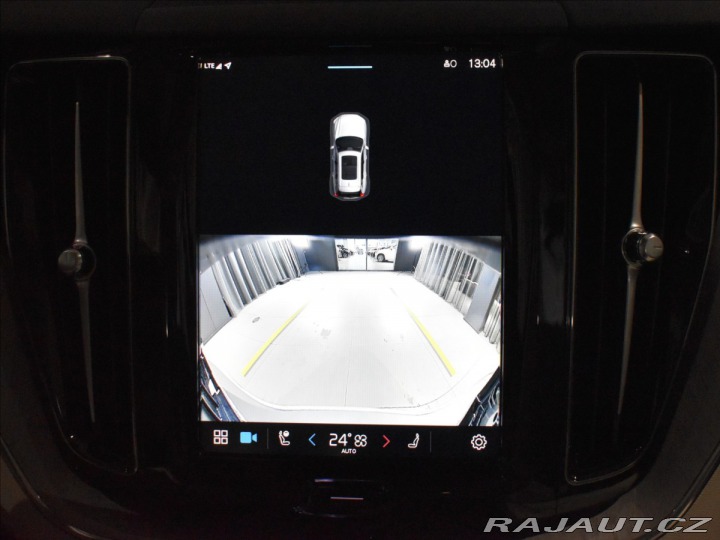 Volvo XC60 2,0 B5 AWD Plus Vzduch,ve 2024
