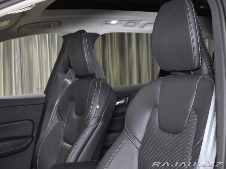 Volvo XC60 2,0 B4 XC60 Ultimate Dar 2024