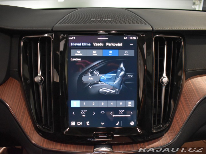 Volvo XC60 2,0 B4 XC60 Ultimate Dar 2024