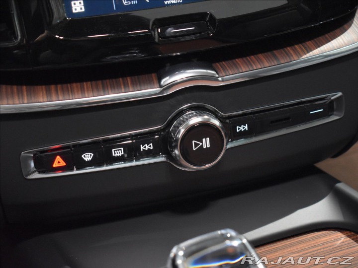 Volvo XC60 2,0 B4 XC60 Ultimate Dar 2024