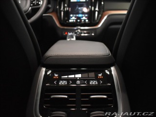 Volvo XC60 2,0 B4  XC60 Ultimate Dar 2024