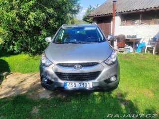Hyundai ix35 2,0   crdi 135kw 4wd 2011