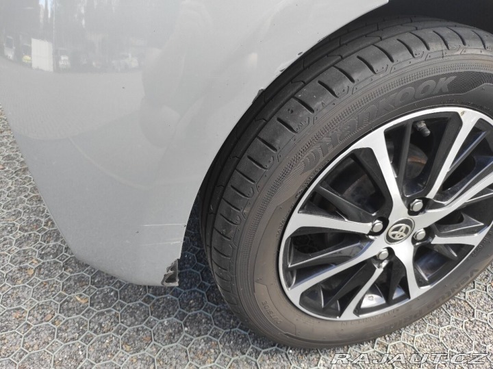 Toyota Yaris 1,5 82kW - 2016 - 56 00 2016