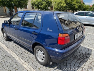 Volkswagen Golf 1,6 Výjimečný stav, YOU 1997