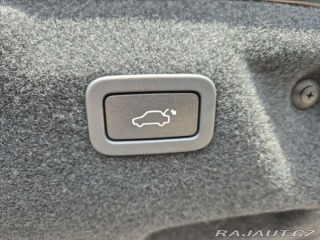 Jaguar XE 2,0 20D PORTFOLIO 2015