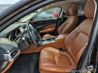 Jaguar XE 2,0 20D PORTFOLIO 2015