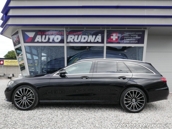 Mercedes-Benz E E-200d Kombi REZERVACE 2022