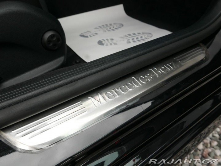 Mercedes-Benz E E-200d Kombi REZERVACE 2022