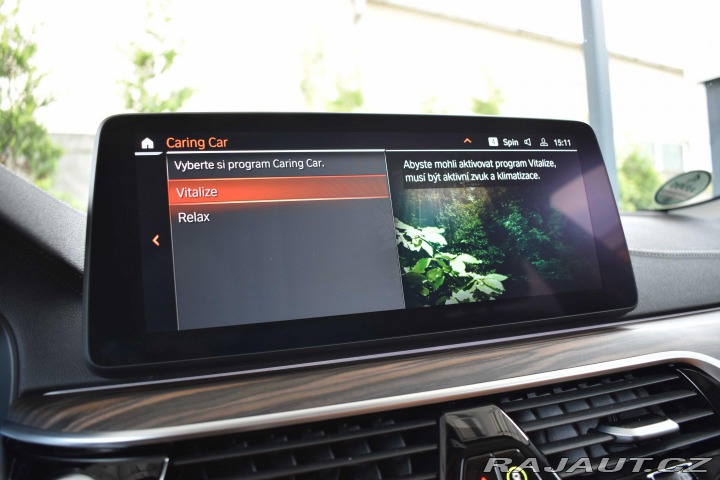 BMW 5 530d xD REZERVACE 2023
