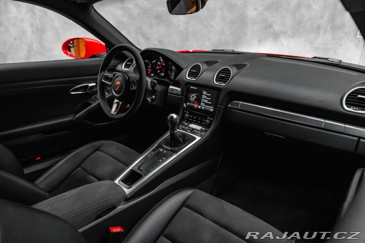 Porsche Cayman 718, Alcantara, CarPlay, 2022