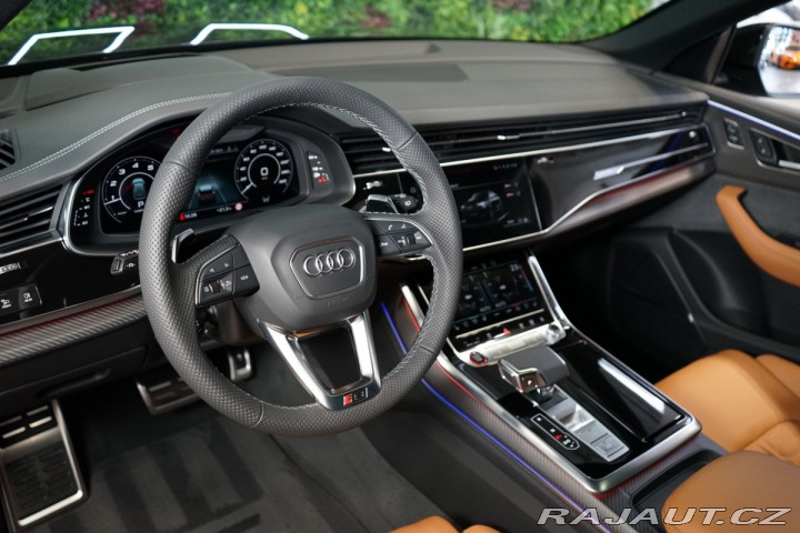 Audi RS Q8 471kW*CERAMIC*B&O*PAN 2026