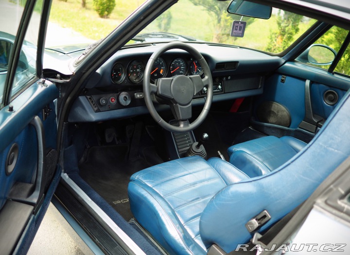 Porsche 911 COUPE 3.0SC Manual Gmodel 1982