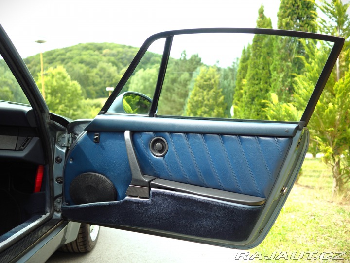 Porsche 911 COUPE 3.0SC Manual Gmodel 1982
