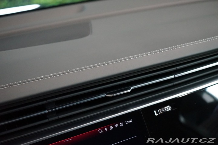 Audi Q7 50 TDI*S-LINE*TAŽNÉ*OLED* 2024