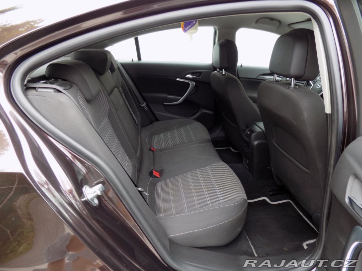 Opel Insignia 2.0CDTi/LED/NAVI/bi-xenon 2012