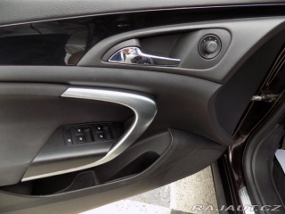Opel Insignia 2.0CDTi/LED/NAVI/bi-xenon 2012