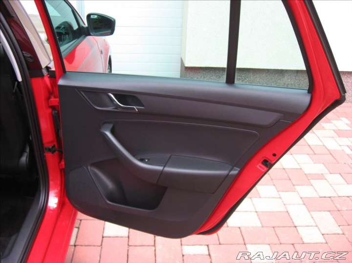 Škoda Rapid 1,2 TSI 105PS Ambition S 2014