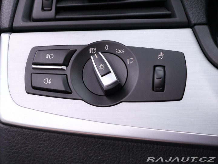 BMW 5 2,0 520d 135kW Aut. Xenon 2010