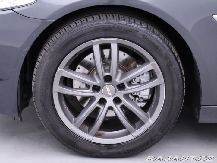 BMW 5 2,0 520d 135kW Aut. Xenon 2010