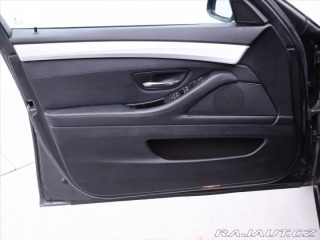 BMW 5 2,0 520d 135kW Aut. Xenon 2010