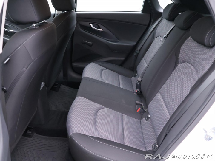 Hyundai i30 1,5 i 80kW Klimatizace CZ 2021