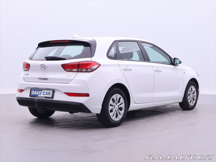 Hyundai i30 1,5 i 80kW Klimatizace CZ 2021