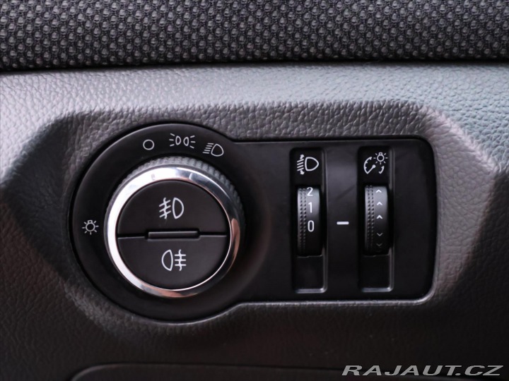 Chevrolet Cruze 1,4 Turbo 103kW Klima 2.M 2013