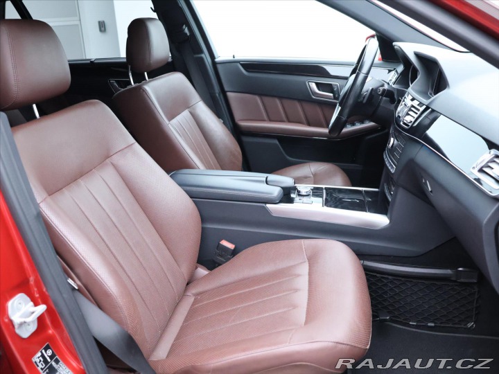 Mercedes-Benz E 3,5 E400 245kW CZ DPH 1.m 2016