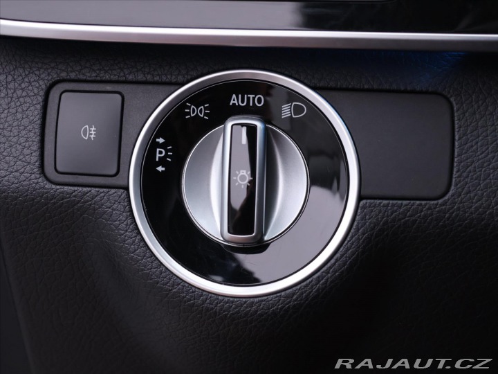 Mercedes-Benz E 3,5 E400 245kW Navi CZ DP 2016