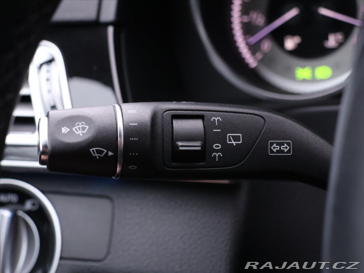 Mercedes-Benz E 3,5 E400 245kW CZ DPH 1.m 2016
