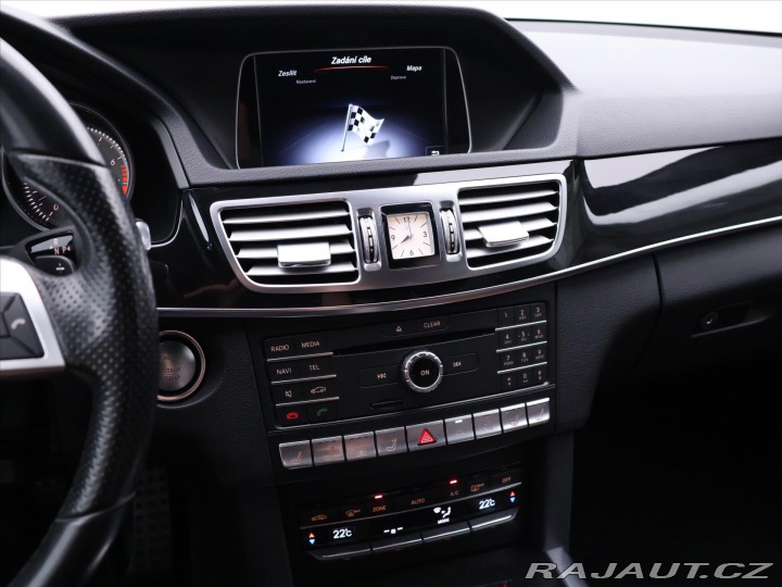 Mercedes-Benz E 3,5 E400 245kW CZ DPH 1.m 2016