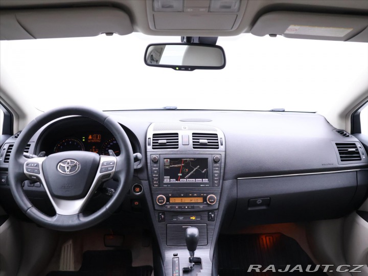 Toyota Avensis 2,0 VVT 112kW Aut. Execut 2010