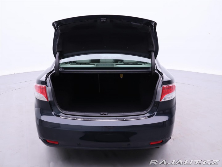 Toyota Avensis 2,0 VVT 112kW Aut. Execut 2010
