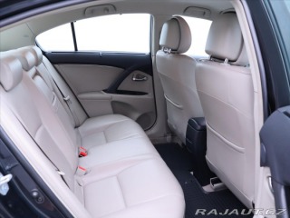 Toyota Avensis 2,0 VVT 112kW Aut. Execut 2010
