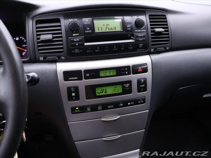 Toyota Corolla 1,6 VVT-i 81kW Aut.klima 2004