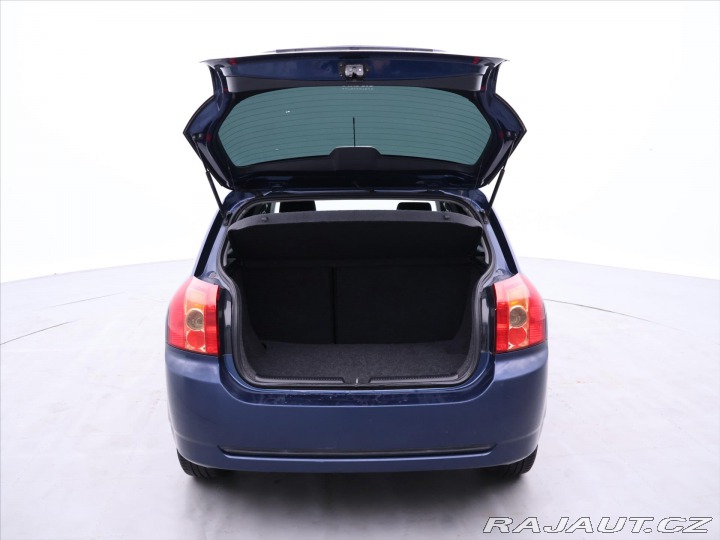 Toyota Corolla 1,6 VVT-i 81kW Aut.klima 2004