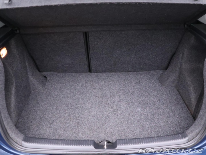 Toyota Corolla 1,6 VVT-i 81kW Aut.klima 2004