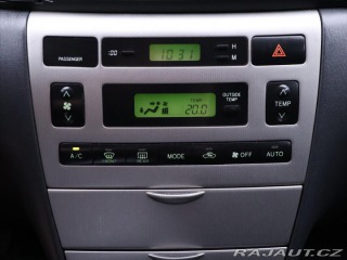 Toyota Corolla 1,6 VVT-i 81kW Aut.klima 2004