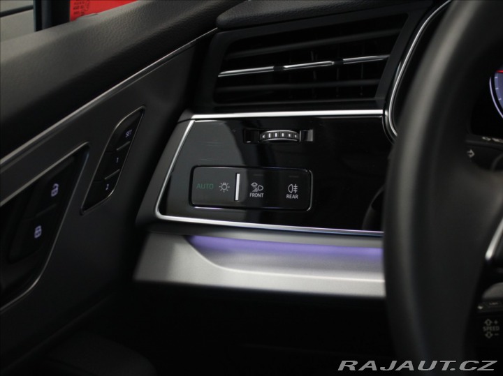 Audi Q7 3,0 V6 TDI S-line 7-míst 2023