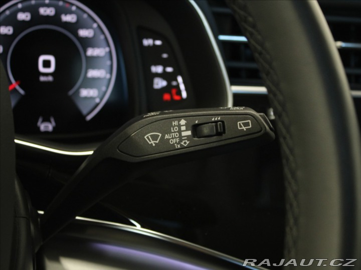 Audi Q7 3,0 V6 TDI S-line 7-míst 2023