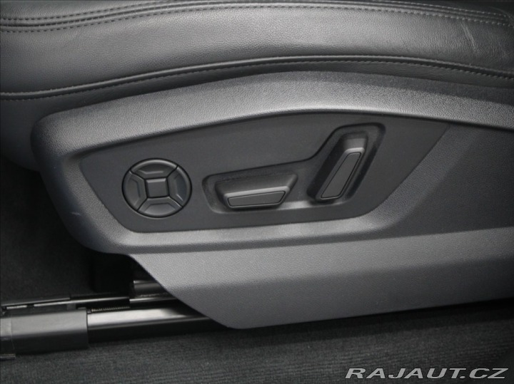 Audi Q7 3,0 V6 TDI S-line Akční C 2023