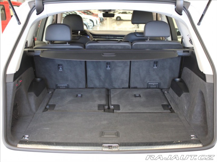 Audi Q7 3,0 V6 TDI S-line Akční C 2023