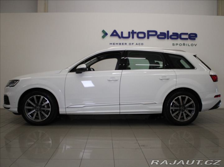 Audi Q7 3,0 V6 TDI S-line 7-míst 2023