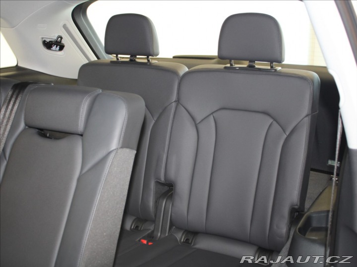 Audi Q7 3,0 V6 TDI S-line Akční C 2023