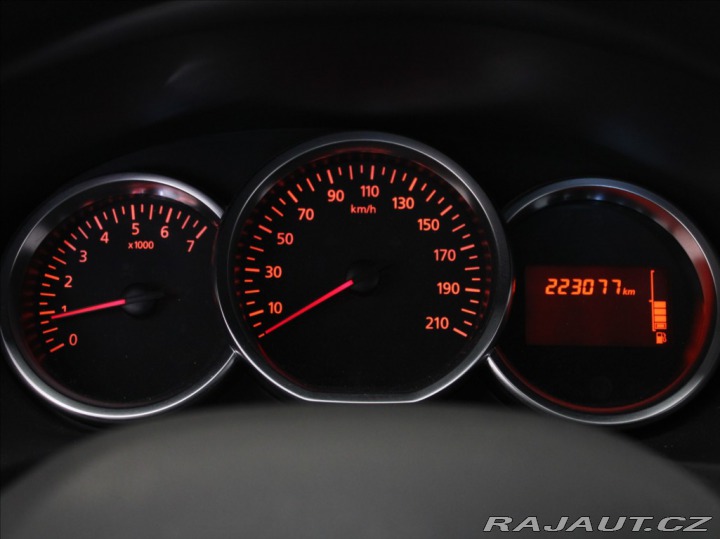 Dacia Logan 1,2 i 54kW 1.majitel ČR D 2017
