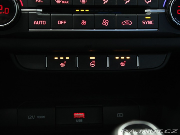 Kia Ceed 1,6 CRDi MHEV 100kW Exclu 2022
