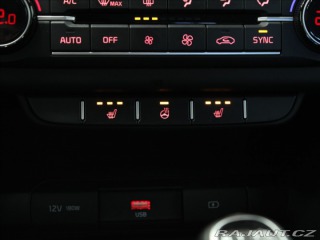 Kia Ceed 1,6 CRDi MHEV 100kW Exclu 2022